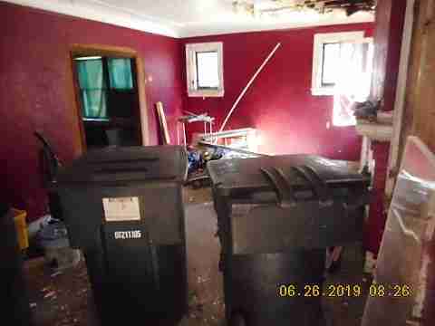 15839 Robson (12)_m.jpg